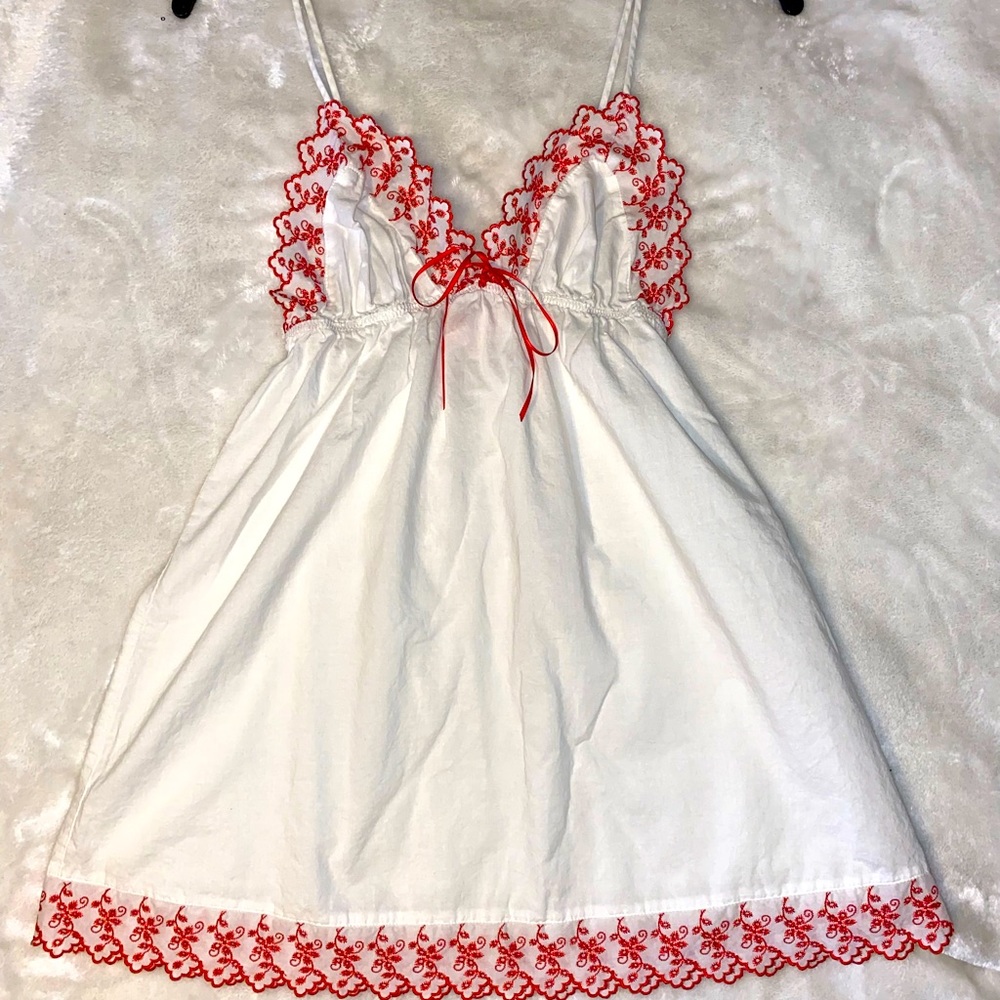 Victoria’s Secret XS white and red lace trimmed nightgown.